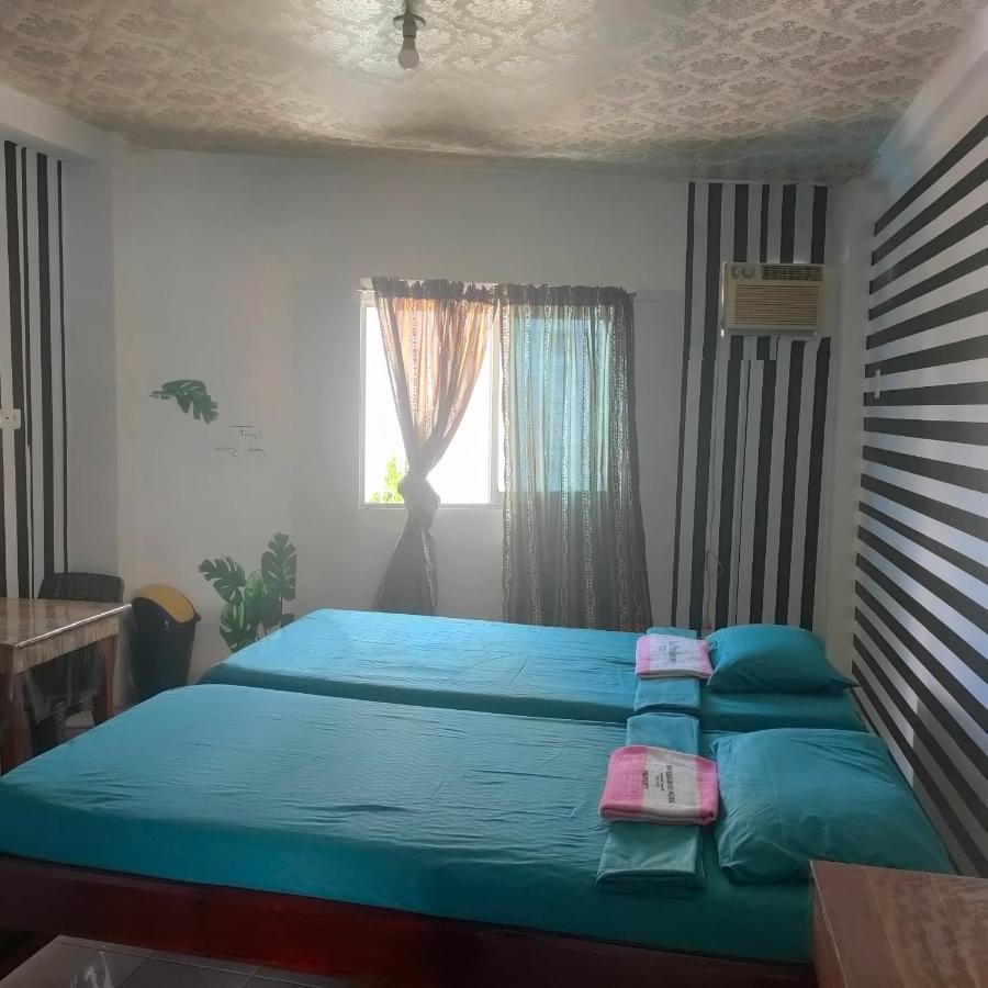 Pier La Casa Homestay Building Surigao Exterior photo