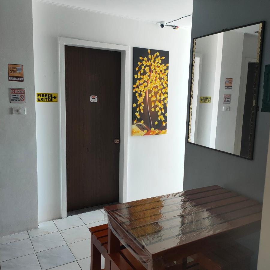 Pier La Casa Homestay Building Surigao Exterior photo
